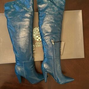 New Vince Camuto Minnada Over the Knee Boots.  Size 8.5 Mediterranean. Reg Calf